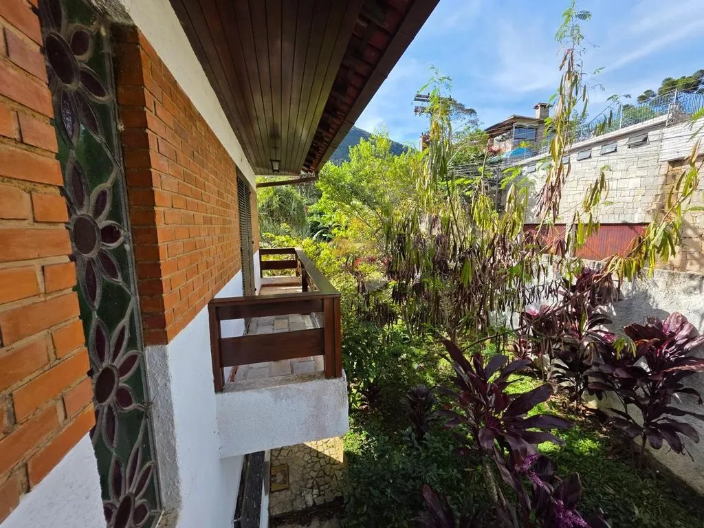 Imagem Casa em Condomínio para Venda em Teresópolis / RJ no bairro Carlos Guinle