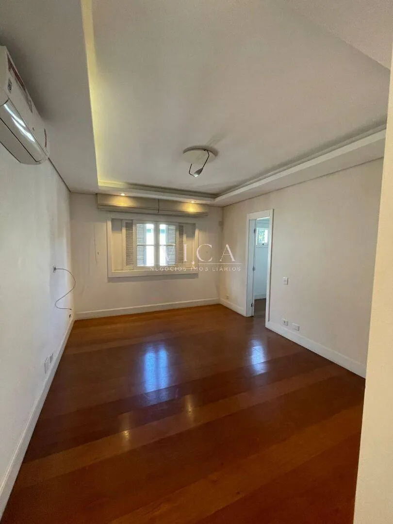 Imagem Alphaville|Resid 02 |Casa 3 suítes, piscina e lazer| R$25.000 Aluguel