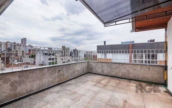 Imagem Vende-se bela cobertura de 122m², 2 quartos 2 vagas, desocupado - Auxiliadora