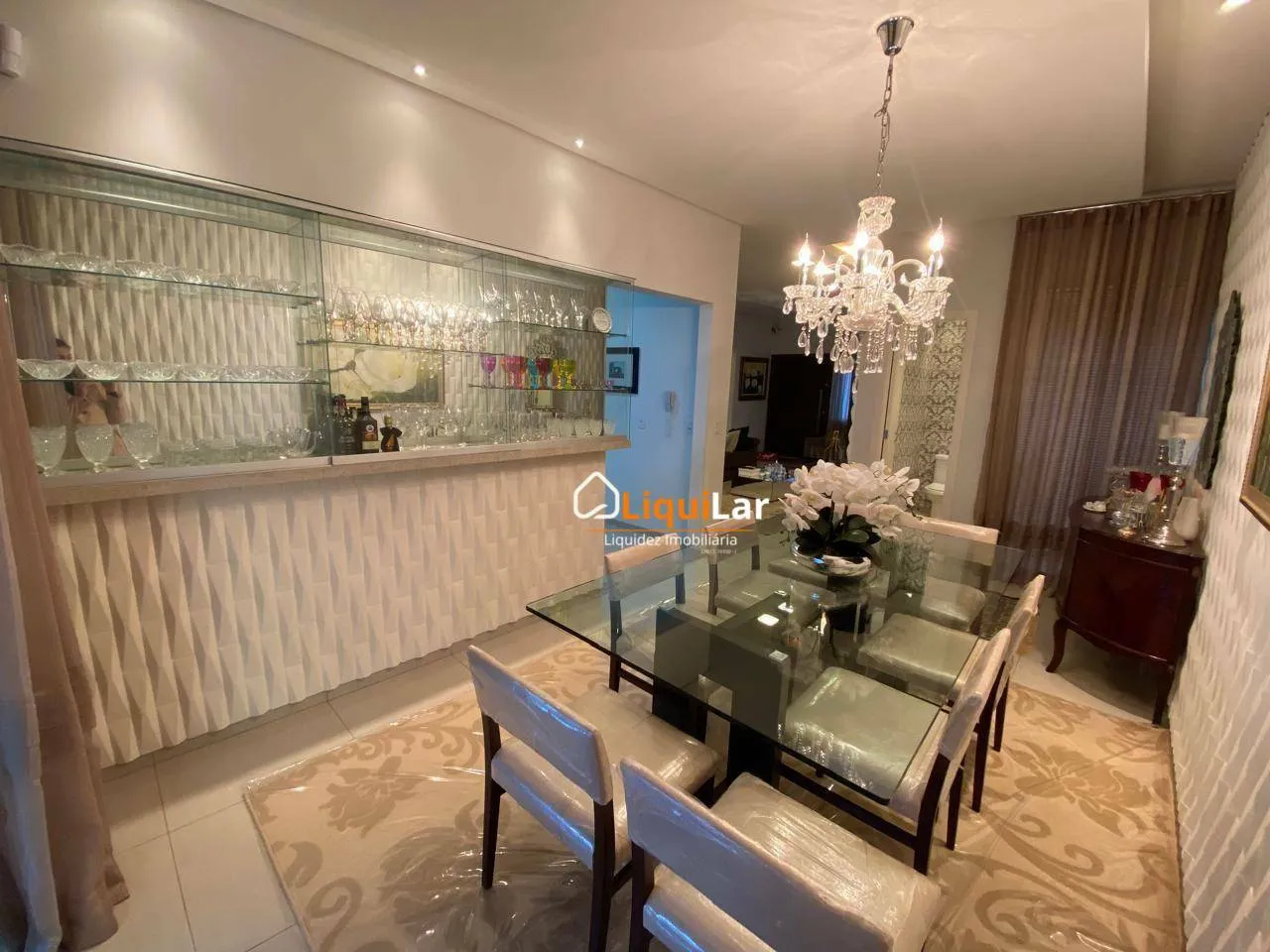 Imagem Lindíssima Casa com 3 suítes completa com armários