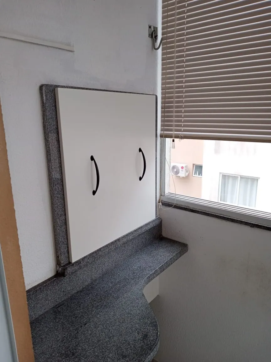 Imagem Apartamento semi-mobiliado à venda próximo às praias de Canasvieiras