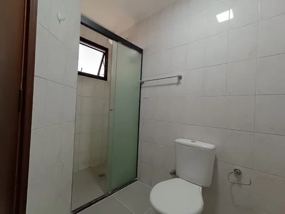 Imagem Apartamento na Ponta da praia com 03 quartos e sacada!