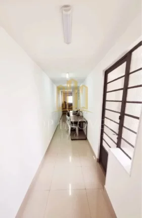 Imagem Casa três dormitórios zona mixta na av Iguape OPORTUNIDADE!