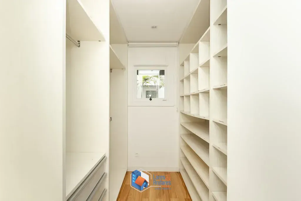 Imagem Casa à venda 4 Quartos 4 Suites 8 Vagas 819M² Vila Nova Conceição São Paulo - SP