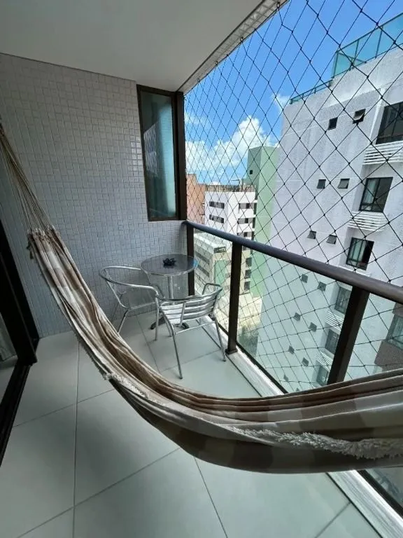 Imagem Apartamento mobiliado com 2 quartos, lazer panorâmico e excelente localização no Cabo Branco, a poucos metros da praia.