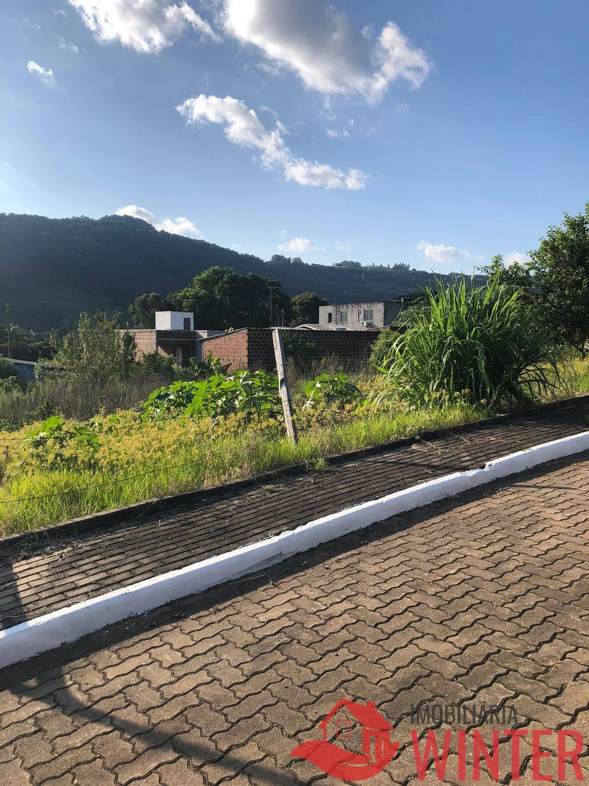 Imagem Terreno plano com 360,62m² bairro Vila Nova, Vale Real.