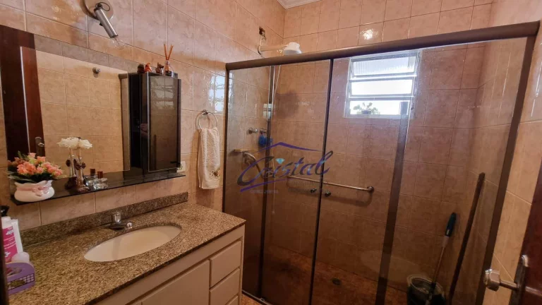 Imagem Casa Térrea com 3 quartos (1 suíte) à venda, 141 m² - Vila Romana - São Paulo/SP