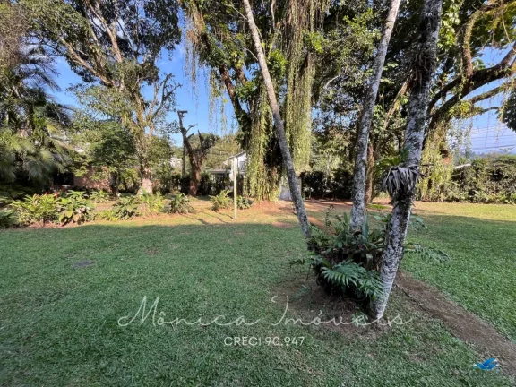 Imagem Área ampla com 3 imóveis - OPORTUNIDADE para pousada (80 mts da Praia)