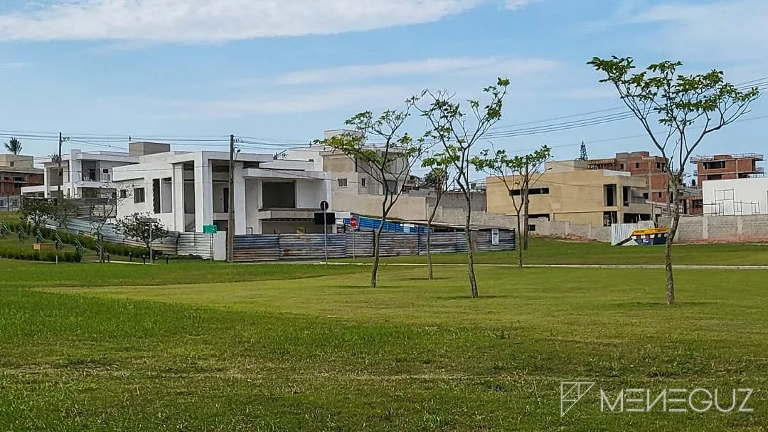 Imagem Terreno a venda no condomínio Jardins de Veneza em Vila Velha