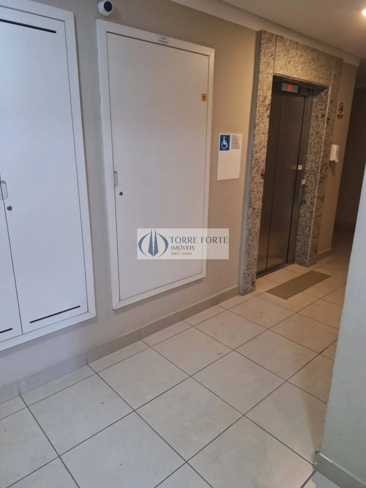 Imagem Apartamento com 2 dormitórios sem vaga em Itaquera.