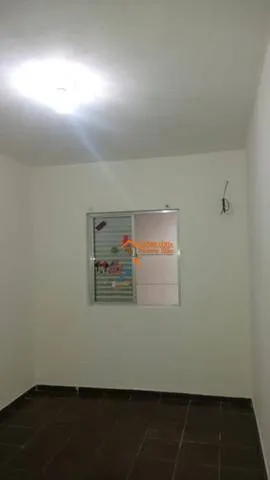 Imagem Casa com 3 dormitórios à venda, 125 m² por R$ 420.000,00 - Vila Barros - Guarulhos/SP