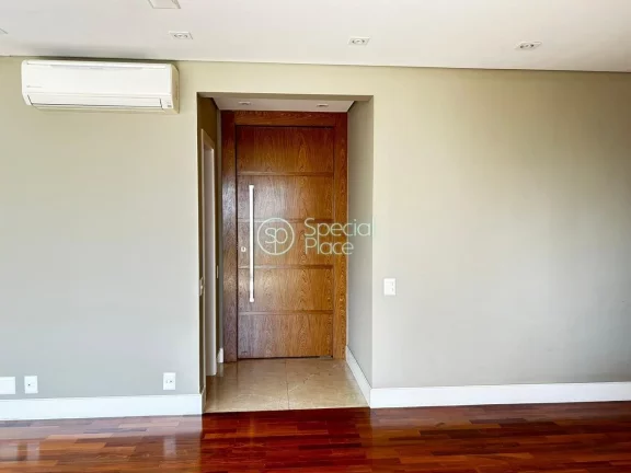 Imagem Excelente apartamento com 151m² no Itaim. Amplo living com varanda gourmet, sala de jantar e home t...