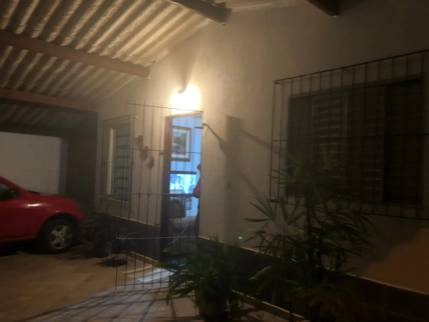 Imagem Casa à venda 2 Quartos, 4 Vagas, 250M², Jardim Eloyna, Pindamonhangaba - SP