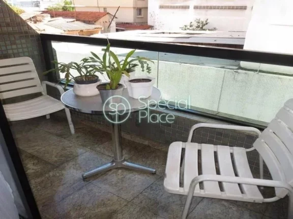 Imagem Apartamento aconchegante, bem amplo, reformado, pronto para morar, 134 metros, 4 dormitÃ³rios, 1 suÃ...