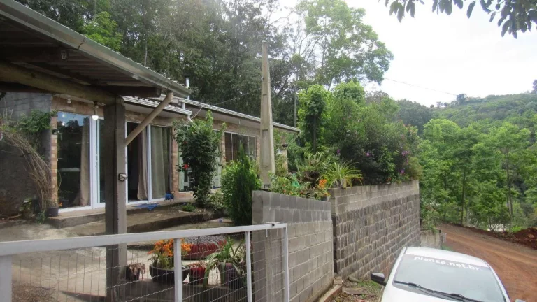 Foto do imóvel Casa para Venda em Concórdia, Colibri, 3 dormitórios, 2 banheiros, 2 vagas em Dos Cardeais