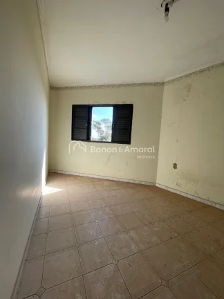 Imagem Galpão comercial com 526 m² de área construída, ideal para empresas que buscam um espaço amplo,...