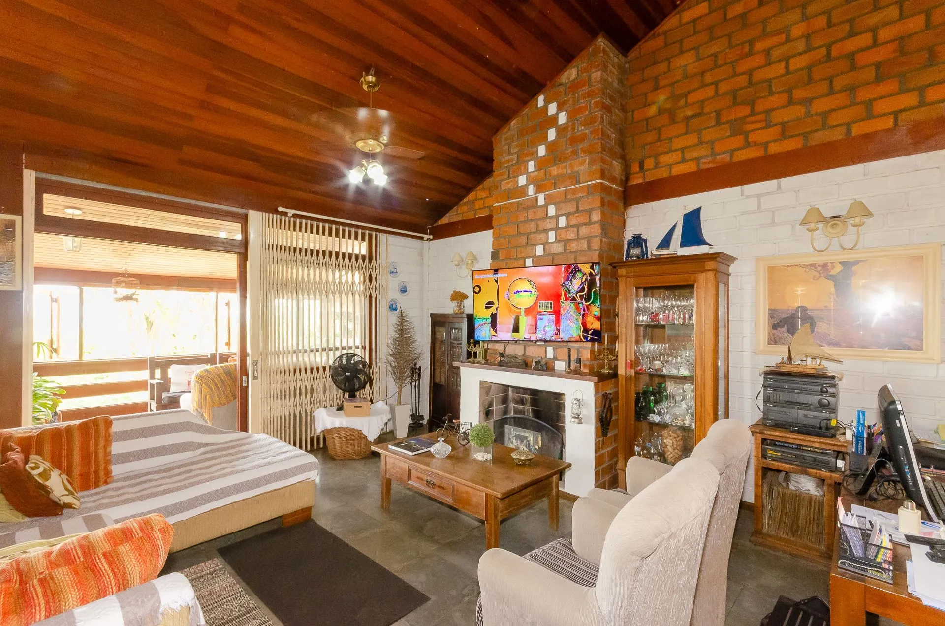 Imagem Casa Exclusiva na Zona Sul com Vista Panorâmica, Piscina e Poço Artesiano!