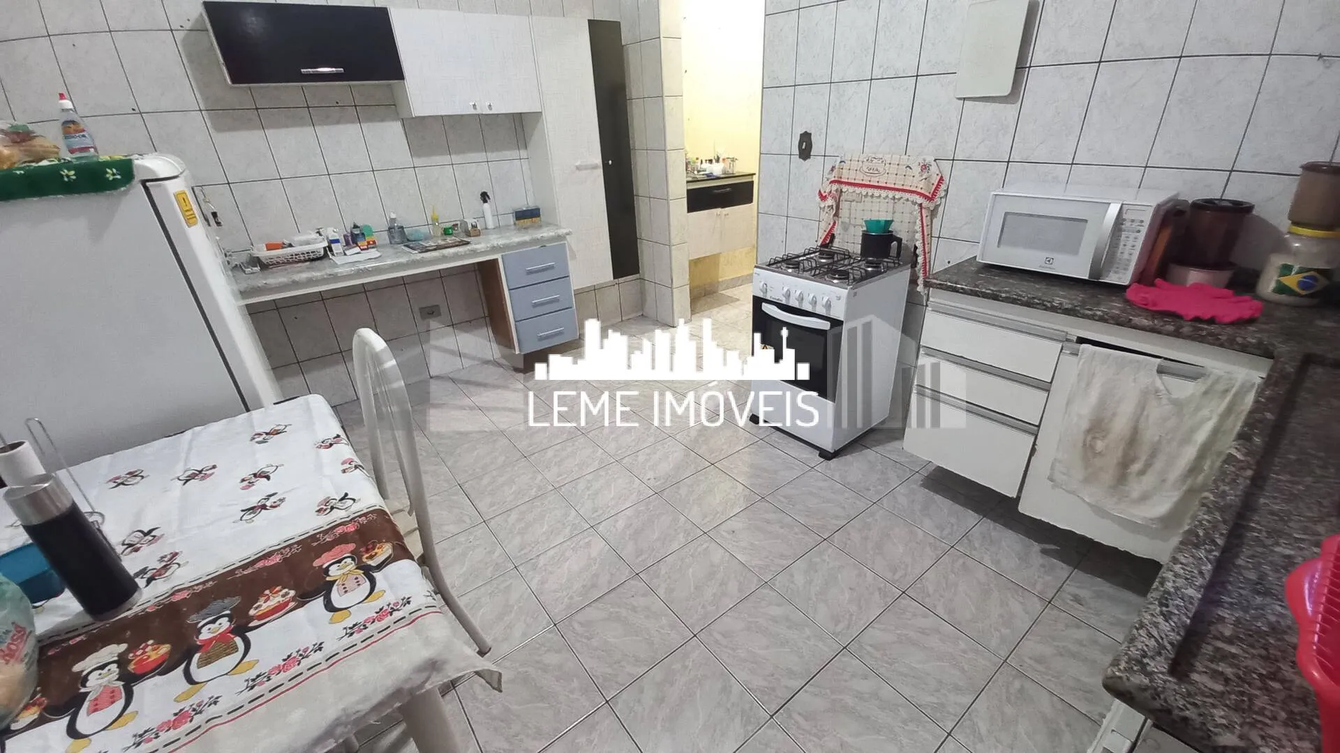 Imagem SOBRADO AMPLO ACEITA FINANCIAMENTO HABITACIONAL E UTILIZAÇÃO DO FGTS.