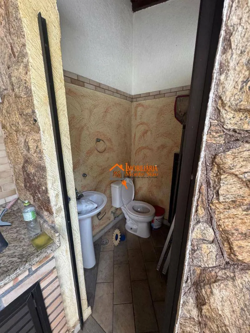 Imagem Sobrado com 4 dormitórios à venda, 255 m² por R$ 2.332.000 - Parque Renato Maia - Guarulhos/SP