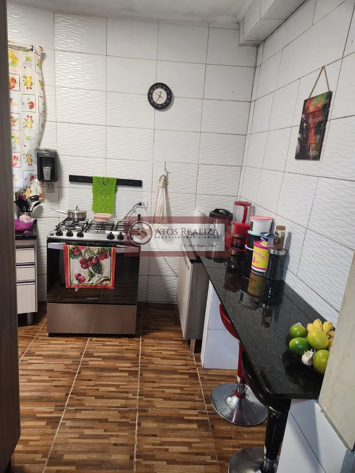 Imagem Assobradado de 2 dormitórios em Jardim Azano I - São Paulo por R$ 200.000 para venda e locação