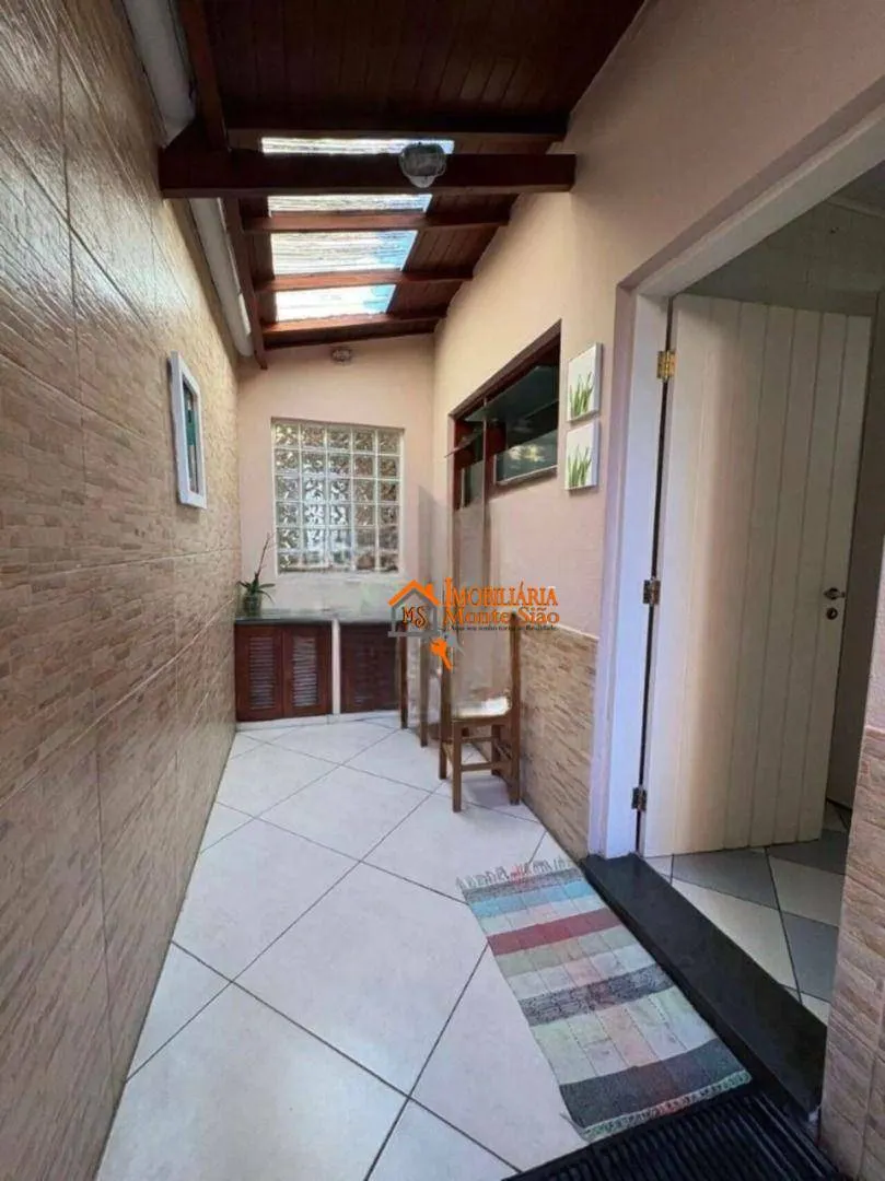 Imagem Casa com 2 dormitórios à venda por R$ 629.000,00 - Vila Galvão - Guarulhos/SP