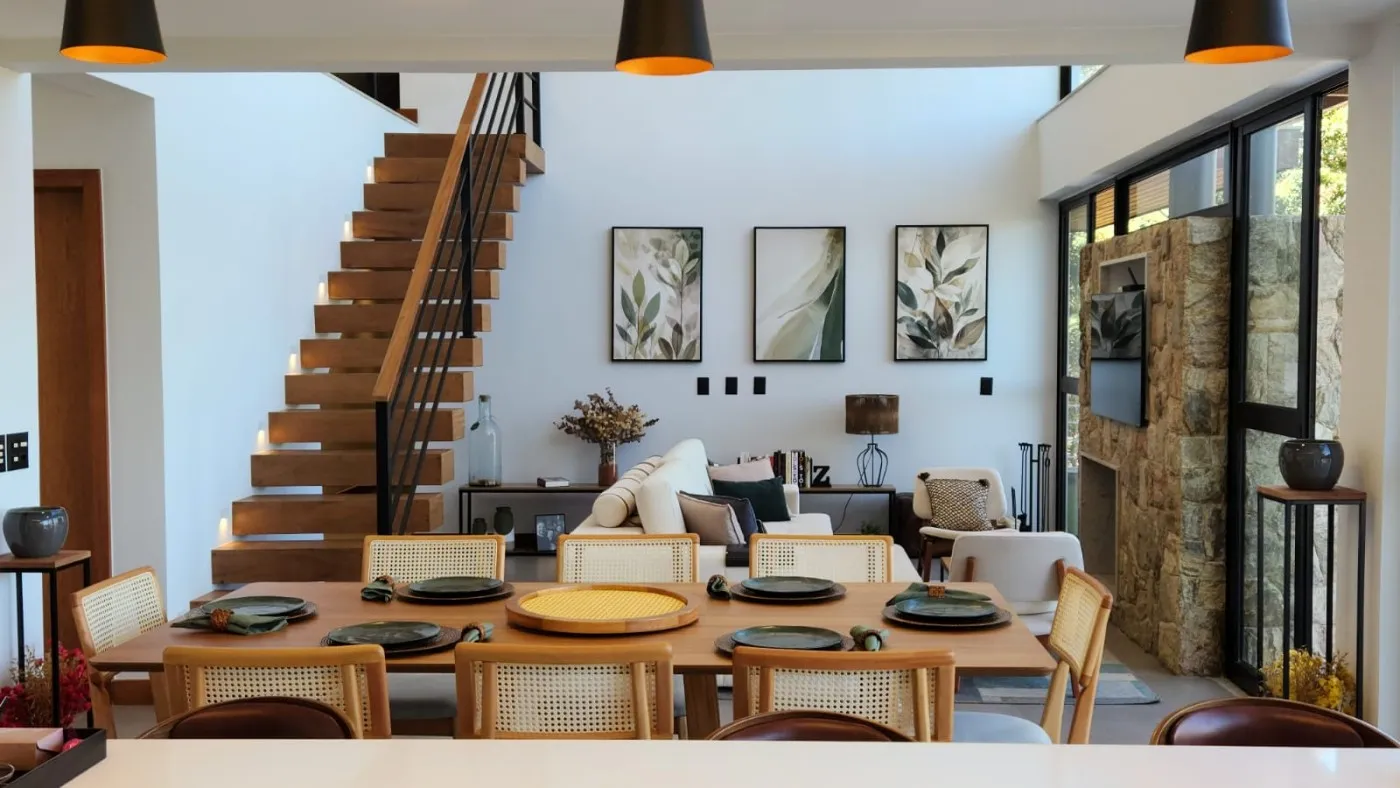 Imagem Casa em Condomínio para Venda em Petrópolis / RJ no bairro Itaipava