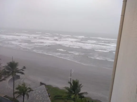 Imagem Apartamento com 2 Quartos à Venda, 70 m² em Caiçara - Praia Grande