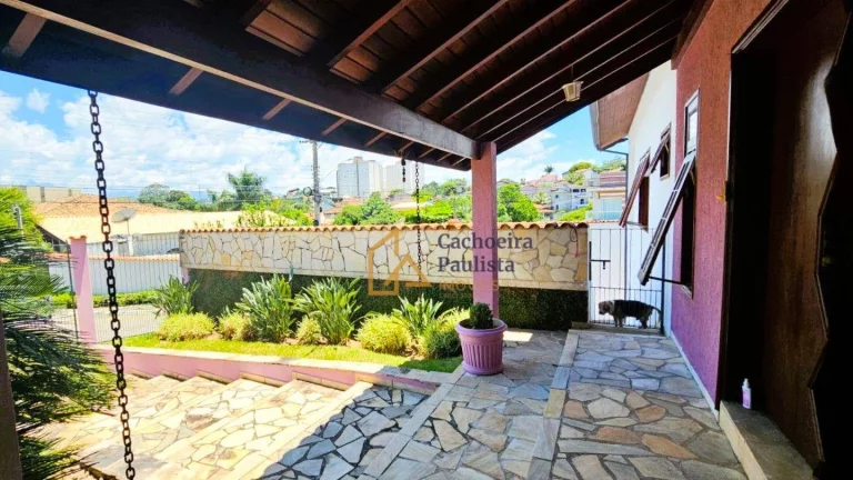 Imagem Casa com 3 dormitórios à venda - Chácara Do Moinho - Cachoeira Paulista/SP