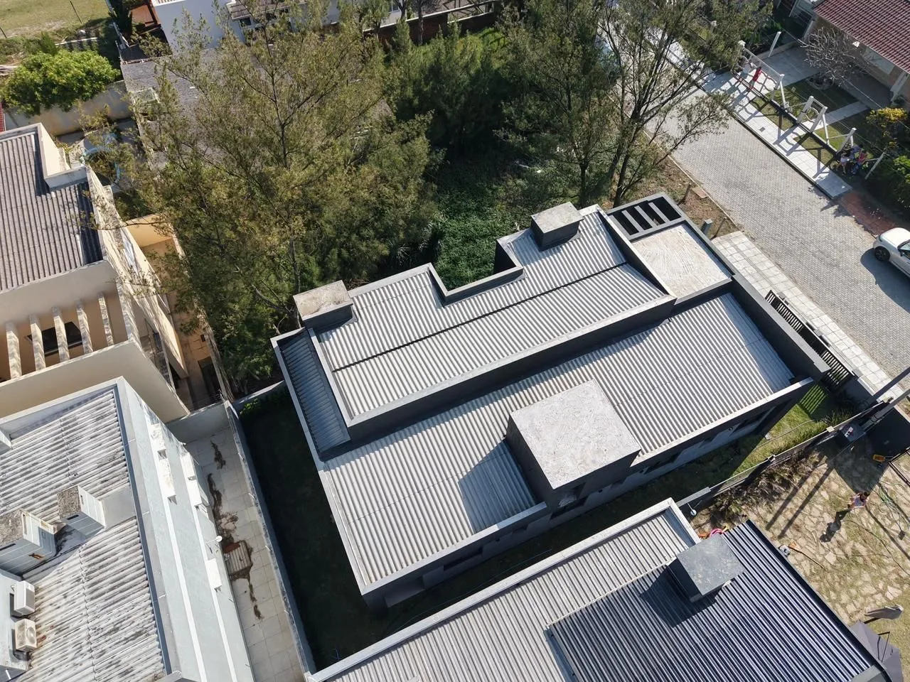 Imagem ️ CASA NASCER - Xangri-Lá. Apenas 80 metros do mar!