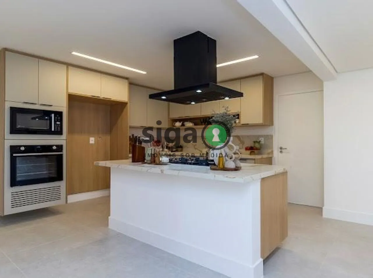 Imagem Apto à Venda com 142m², Cerqueira César reformado, 2 suítes, 2 vagas sem com armários