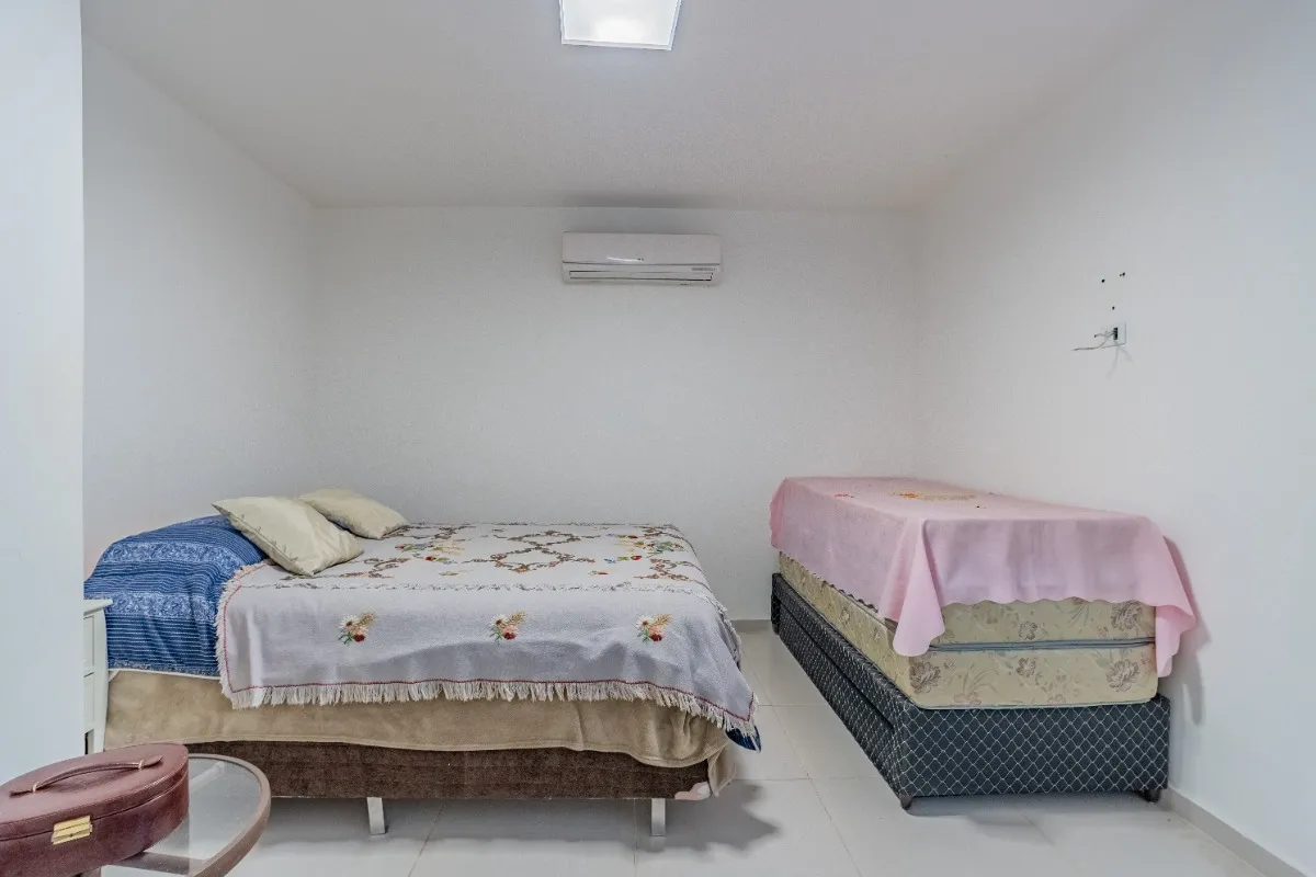 Imagem Casa em condomínio para venda com 3 quartos, sendo 1 suíte, 178m2