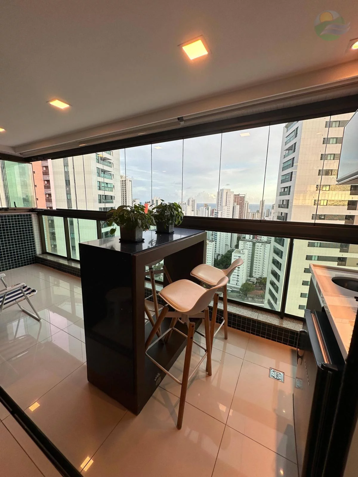 Imagem Apartamento 04 quartos, andar alto, Venda, Boa Viagem, Recife.