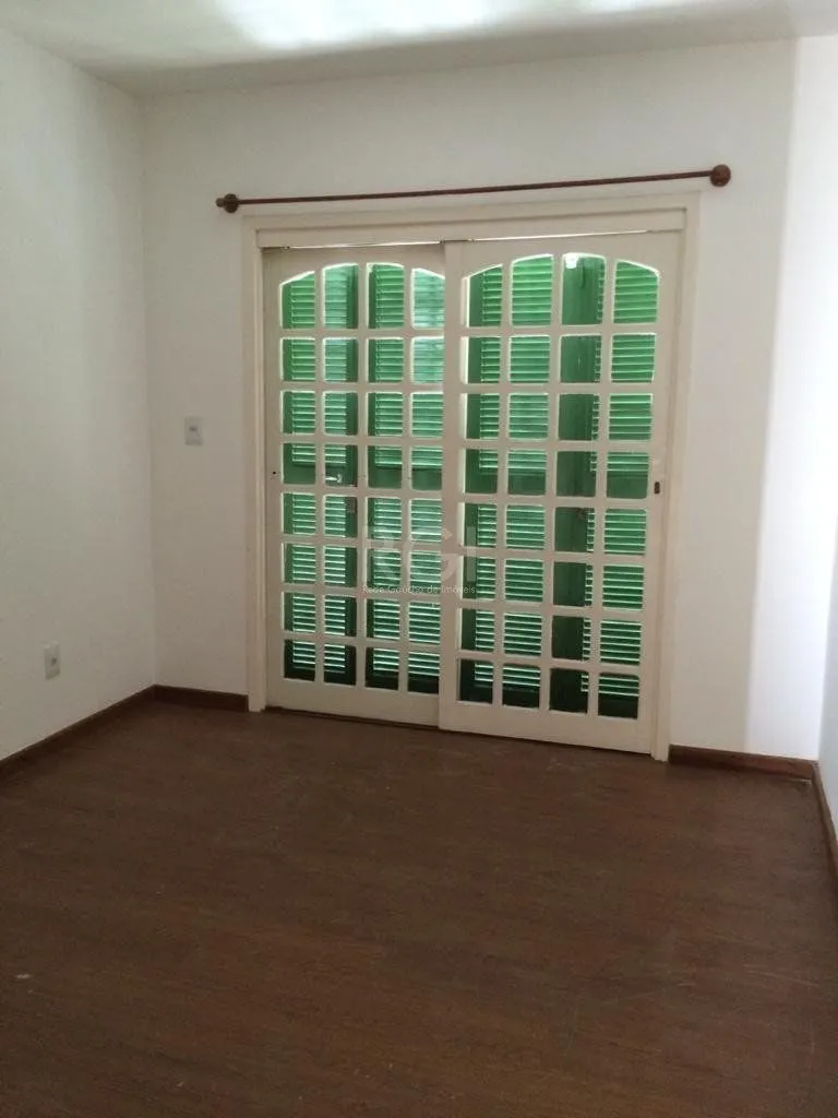 Imagem Casa para Venda - 124m², 3 dormitórios, 2 vagas - Glória