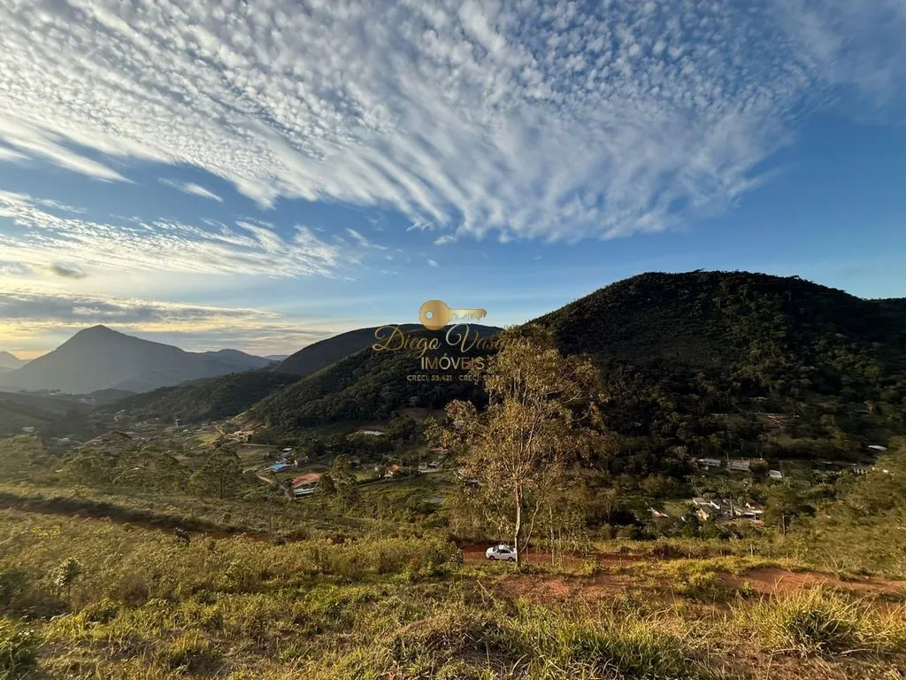 Imagem Terreno em Condomínio para Venda em Teresópolis / RJ no bairro Albuquerque