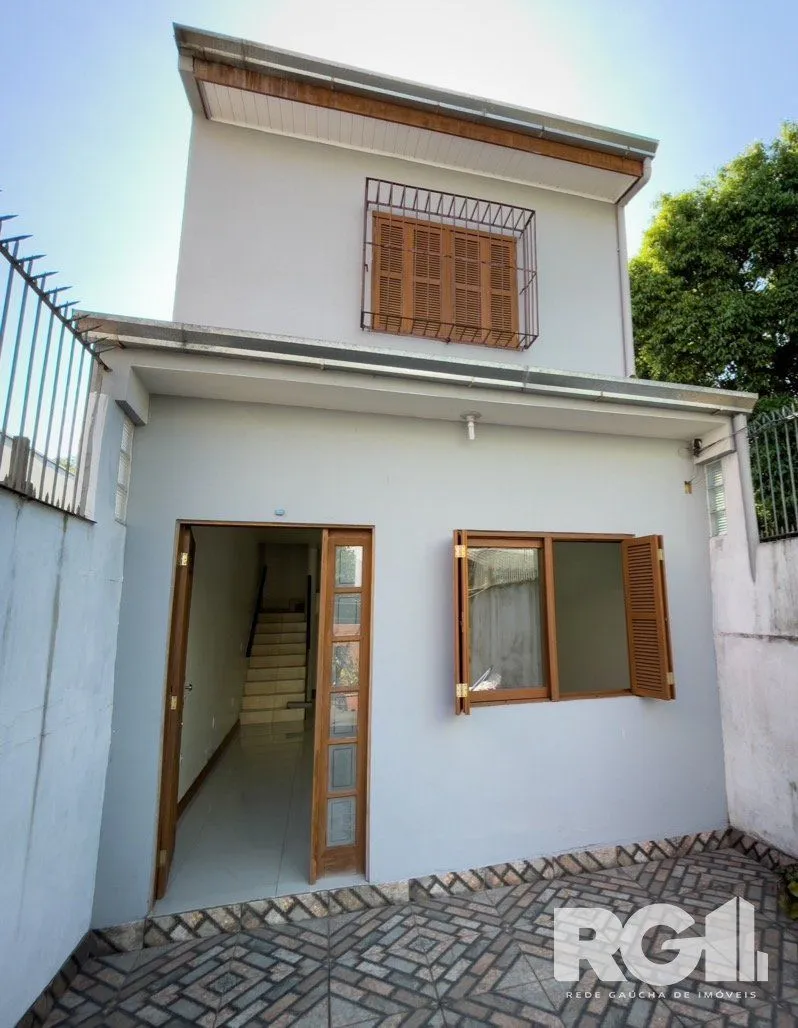 Imagem Casa 4 dormitórios na Azenha.
