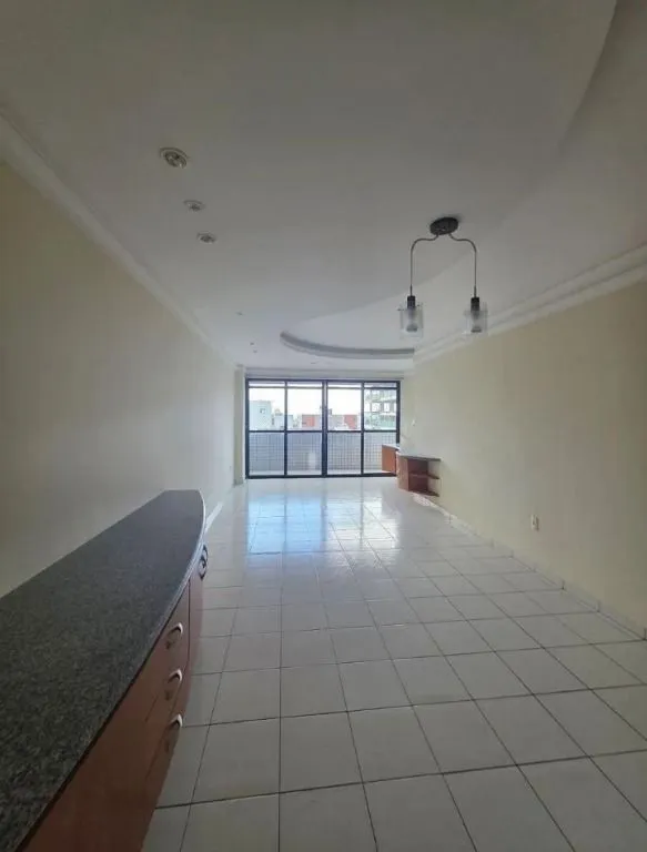 Imagem Apartamento de 130m² no Bessa, com 4 quartos, 2 suítes, 2 vagas, piscina e a apenas 3 quadras do mar no Caribessa.