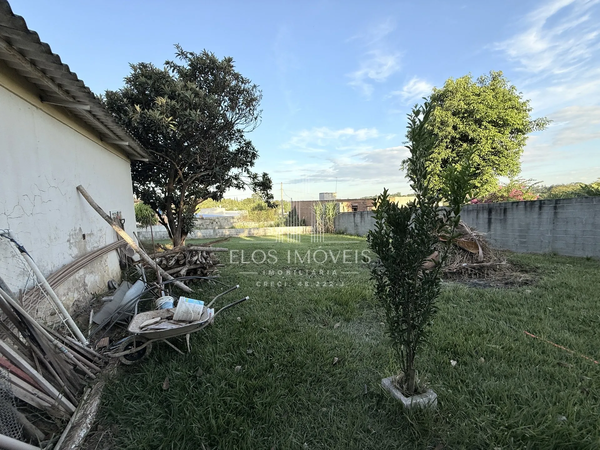 Imagem Chácara de 4 quartos, 250m² no bairro Bairro dos Pires, em Limeira