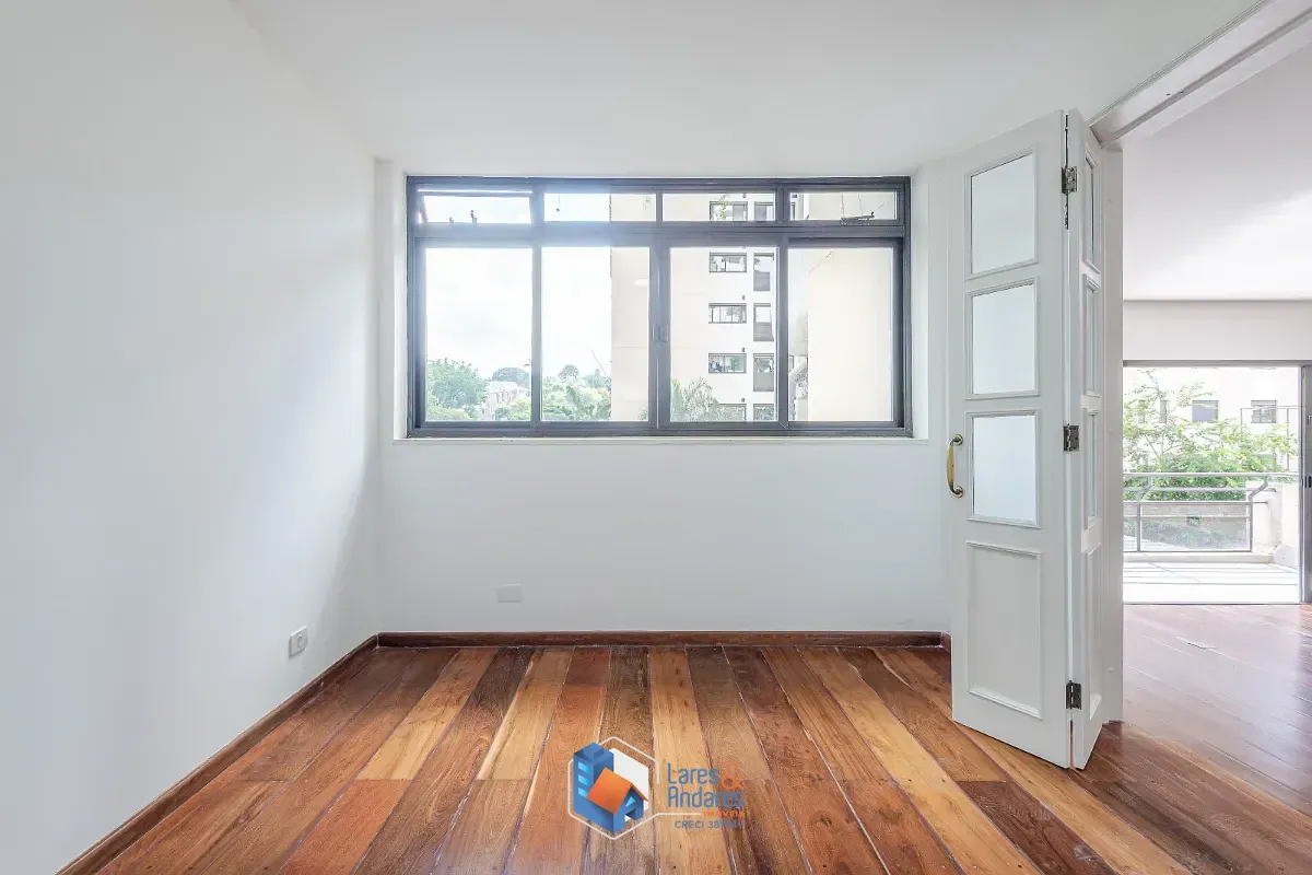 Imagem Apartamento para venda em Real Parque com 3 quartos, sendo 3 suítes, 240m²