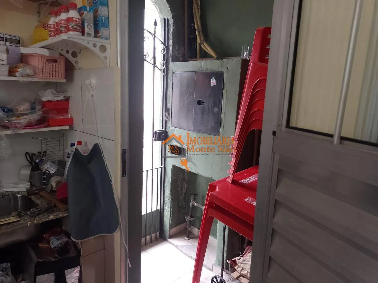 Imagem Casa com 3 dormitórios à venda, 125 m² por R$ 290.000,00 - Conjunto Residencial Haroldo Veloso - Guarulhos/SP