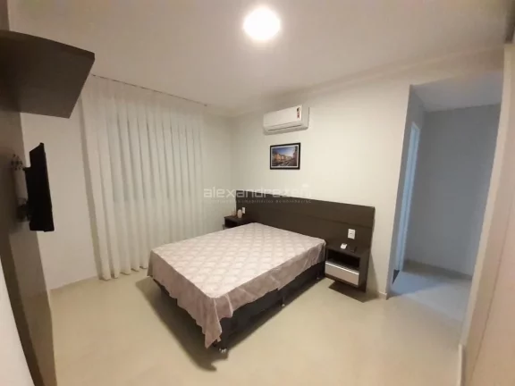 Imagem Ótimo apartamento 3 dormitórios na praia do Mariscal