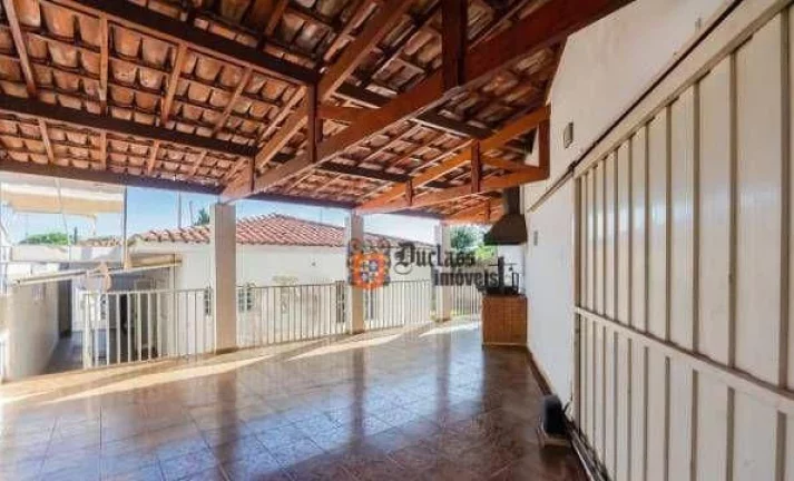 Imagem Casa com 4 dormitórios à venda, 440 m² por R$ 990.000,00 - Jardim Santa Genebra - Campinas/SP