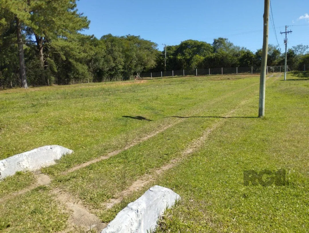 Imagem Sítio, 4 dormitórios, Bairro Fiuza.
