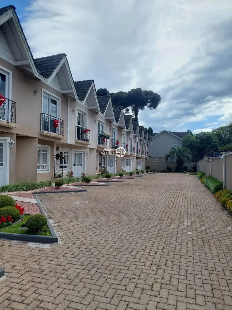 Imagem Vende-se Casa geminada em Canela, Centro, com 2 quartos.