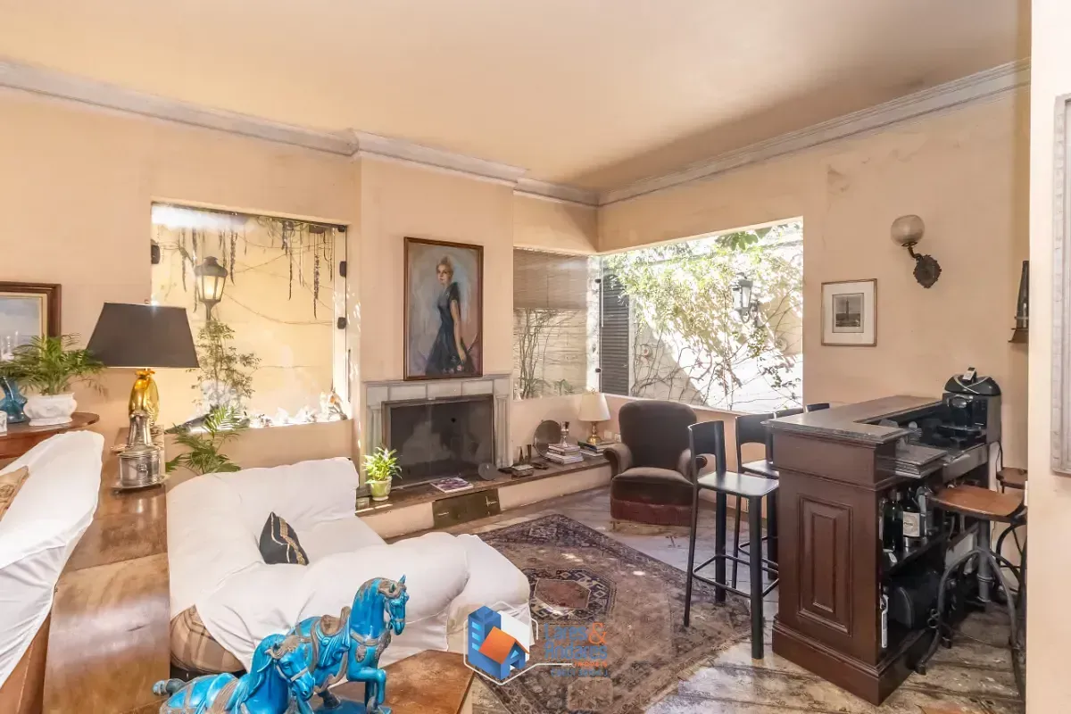 Imagem Casa para venda em Jardim Guedala com 5 quartos, sendo 2 suítes, 447m²