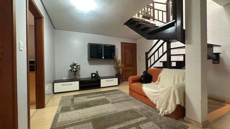 Imagem Apartamento Cobertura 3 quartos sendo 1 suíte para venda no bairro Petrópolis em Caxias do Sul