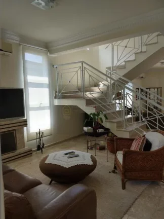 Imagem Casa Alto Padrão à Venda no MelVille