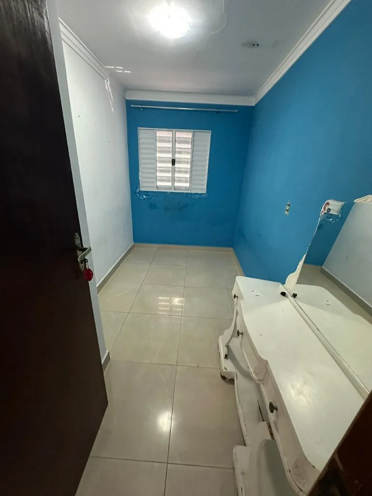 Imagem Sobrado de 3 quartos e 1 suíte na Vila Eldízia, Santo André-SP: 180m², 2 banheiros e 1 vaga de garagem!