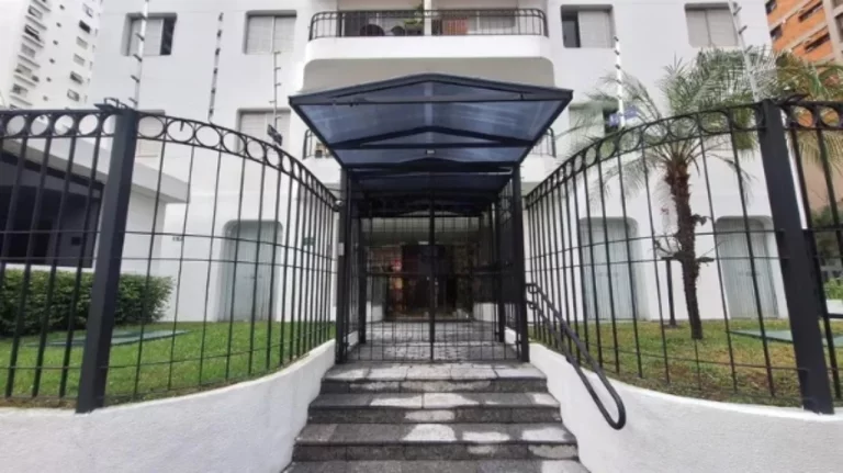 Imagem MAISON CANNES - Apto 65m² (Unidade de Revenda), ótima localização, próximo à Estação Moema do metrô!