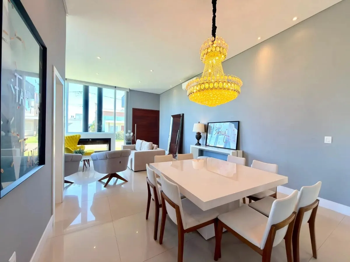 Imagem CASA EM CONDOMÍNIO À VENDA