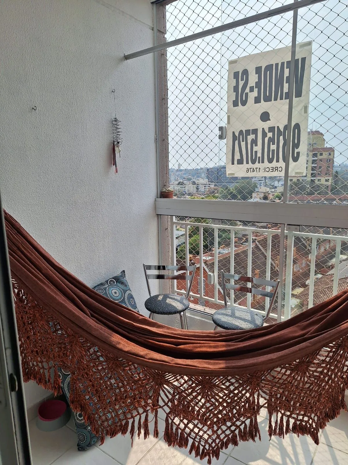 Imagem Apartamento de três quartos, suíte e uma vaga de garagem em condomínio com infra